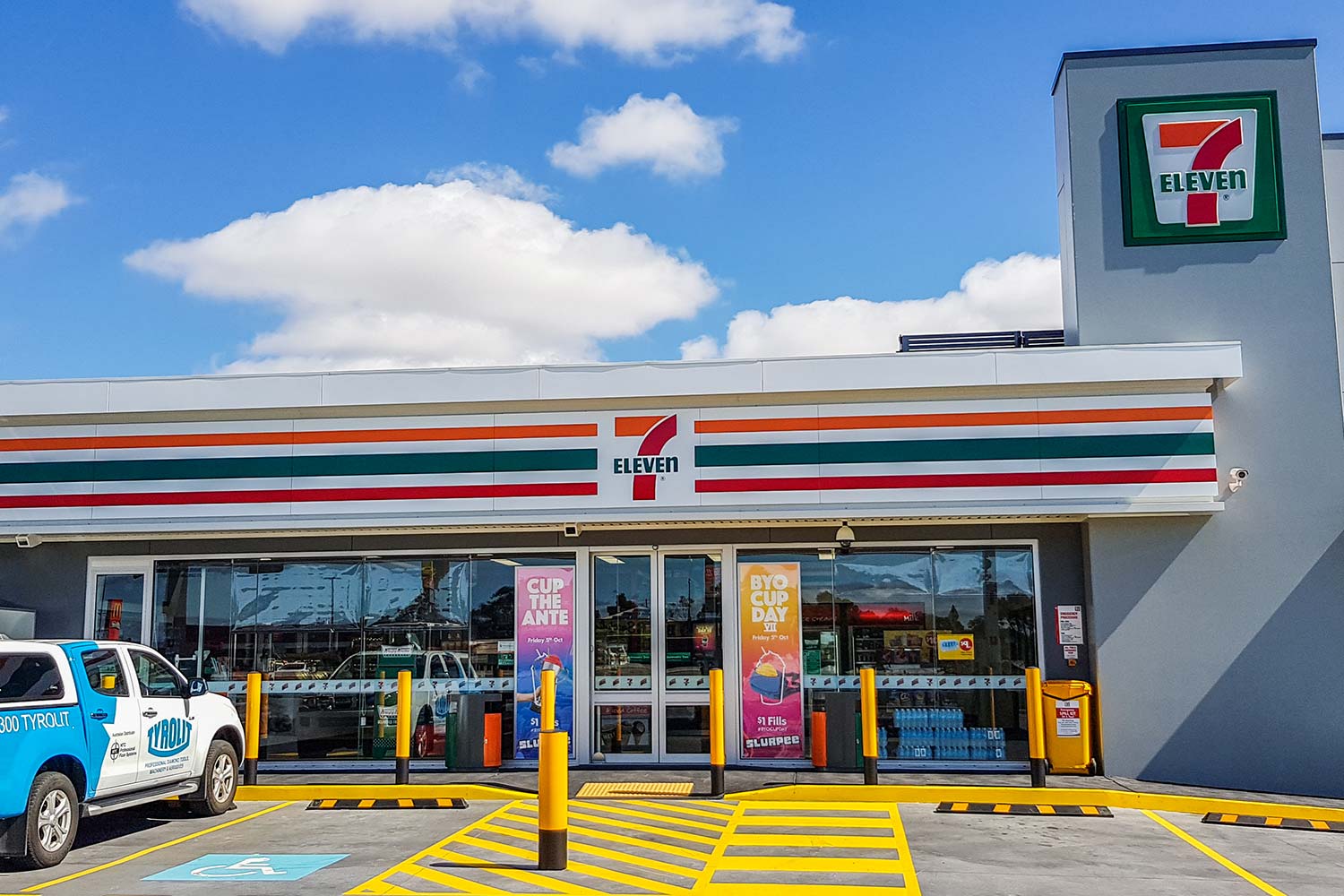 7 Eleven Ascot Store